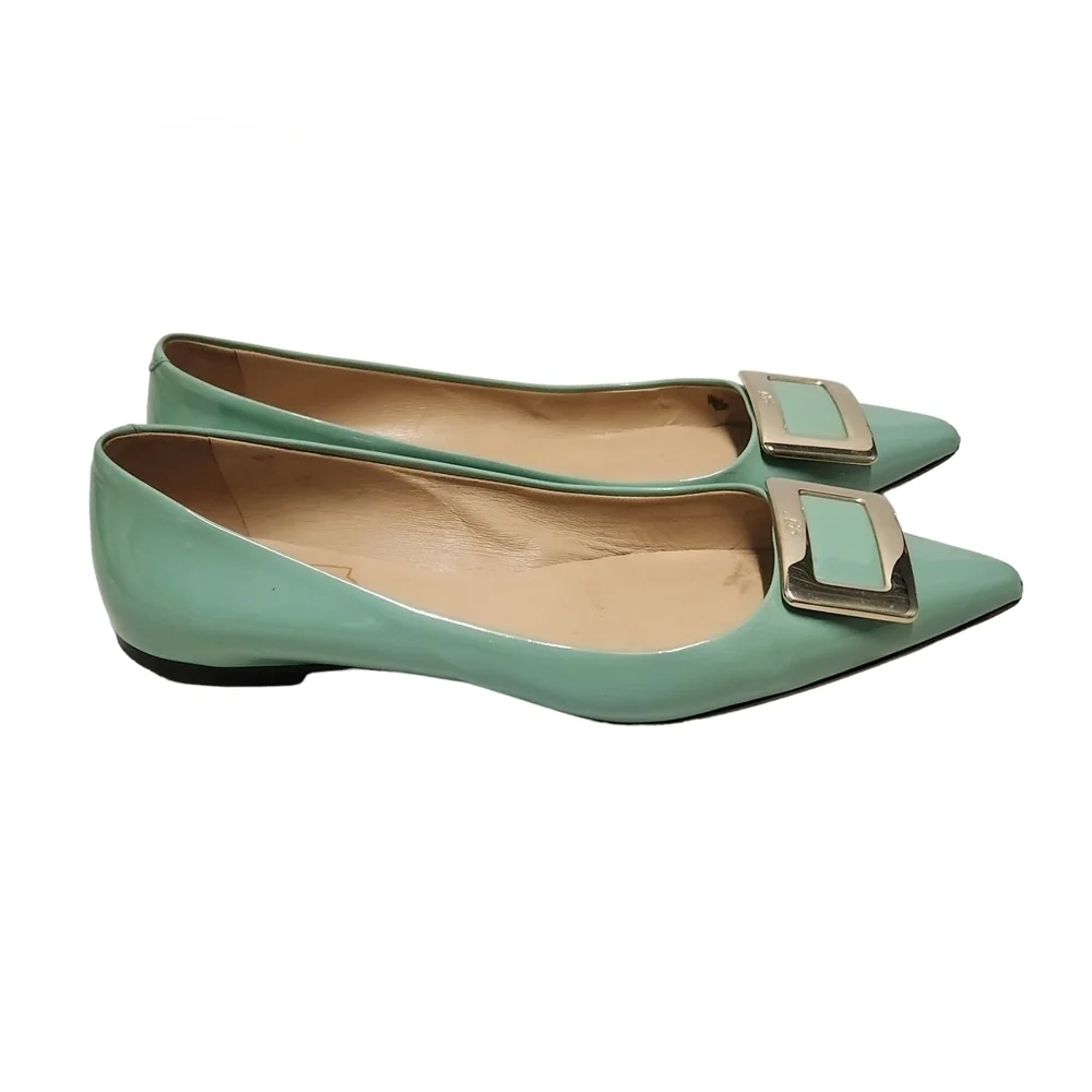 Roger Vivier Patent Flats SZ 36‎